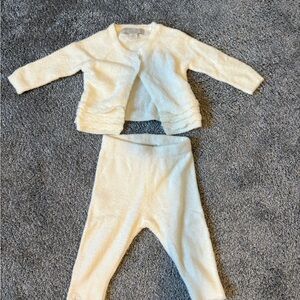 Barefoot Dreams Cream Cozy Set